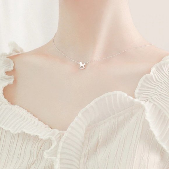 *NEW 925 Sterling Silver Diamond Horse Necklace - Picture 5 of 14